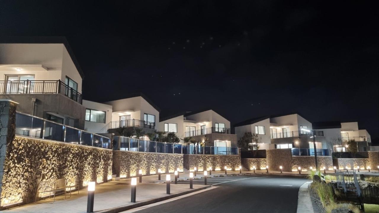 Ddosi Aewol Pool Villa Jeju Eksteriør billede