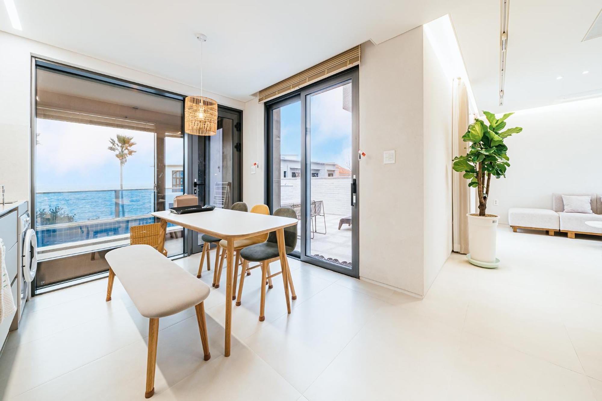 Ddosi Aewol Pool Villa Jeju Eksteriør billede
