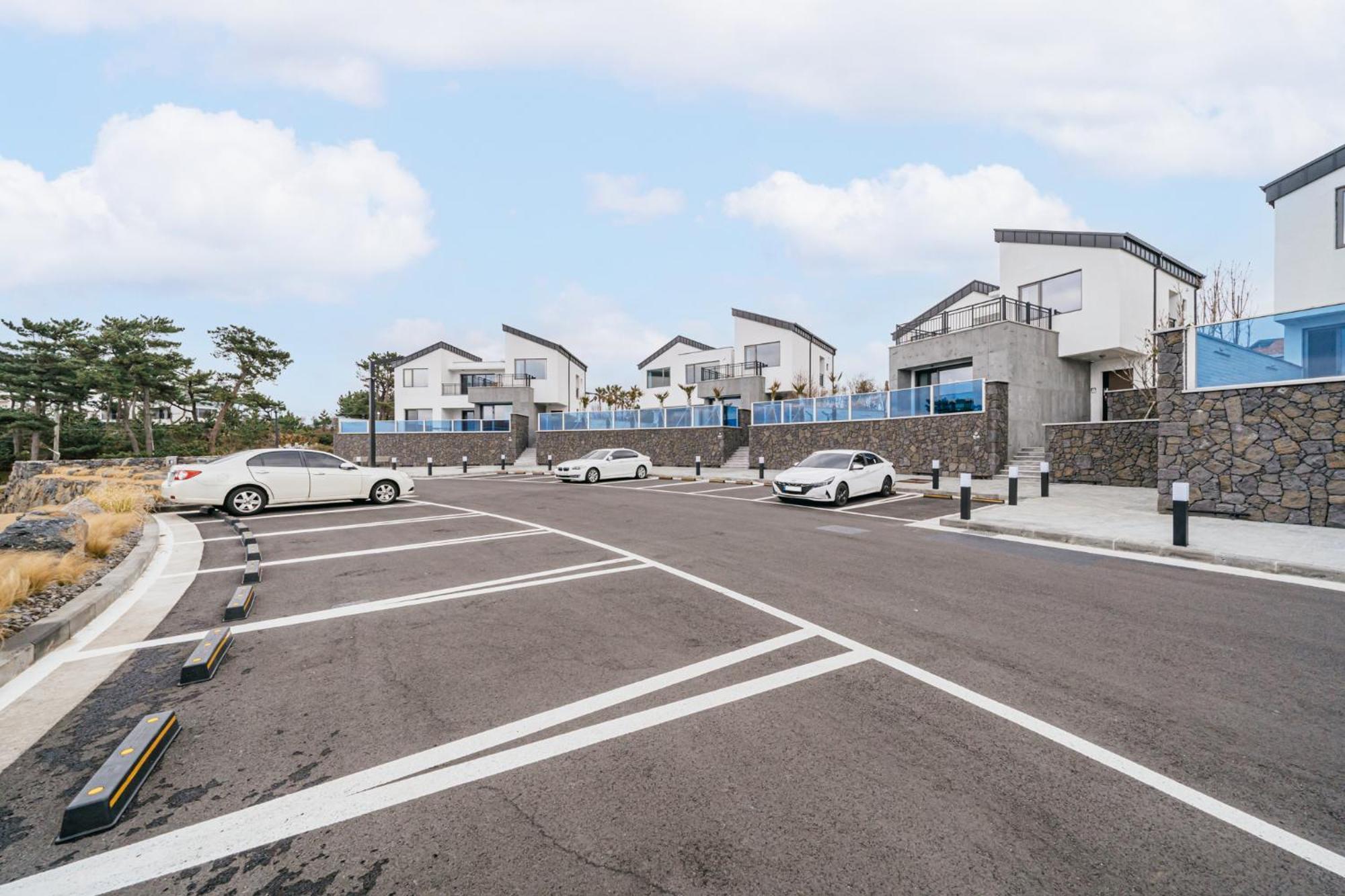 Ddosi Aewol Pool Villa Jeju Eksteriør billede